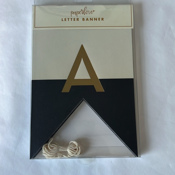 Party Decor Bundle - Picture 2 of 9